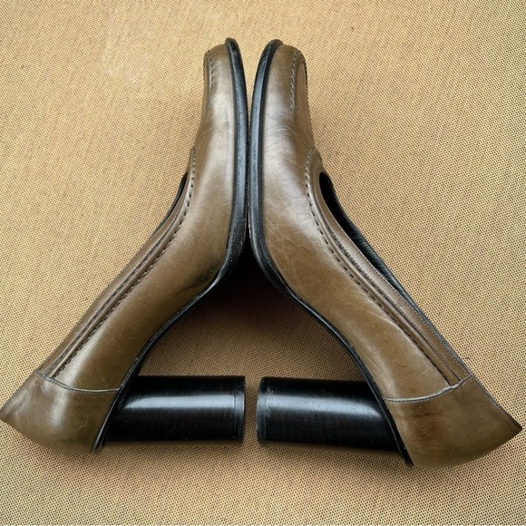 Fendi pumps cylinder heel women’s leather shoes ,color moss, 35.5 made in Italy - Picture 9 of 14